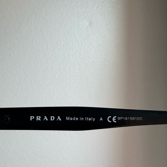 Prada eye Glasses - Picture 4 of 5